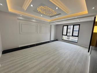 SAMSUN İLKADIM KIŞLA MH. 3+1 4. KAT 130 M2 EBEVEYN BANYOLU CAM BALKONLU MERKEZİ KONUMDA KREDİYE UYGUN LÜKS DAİRE.