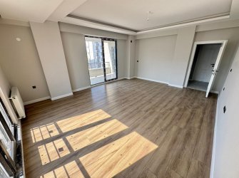 SAMSUN İLKADIM KALKANCI MH. 3+1 130 M2 1. KAT EBEVEYN BANYOLU BÜYÜK BALKONLU MERKEZİ KONUMDA KREDİYE UYGUN FIRSAT DAİRE..