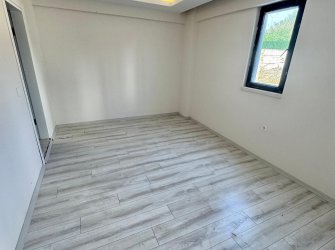 SAMSUN İLKADIM TEPECİK MH. 3+1 120 M2 GİRİŞ KAT EBEVEYN BANYOLU YERDEN ISITMALI OTOPARKLI İÇİ ÖZEL YAPIM YÜKSEK KREDİ İMKANI FIRSAT DAİRE..