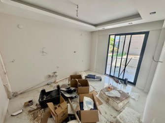 SAMSUN İLKADIM TEPECİK MH. 3+1 120 M2 GİRİŞ KAT EBEVEYN BANYOLU YERDEN ISITMALI OTOPARKLI İÇİ ÖZEL YAPIM YÜKSEK KREDİ İMKANI FIRSAT DAİRE..