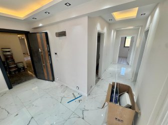SAMSUN İLKADIM TEPECİK MH. 3+1 120 M2 GİRİŞ KAT EBEVEYN BANYOLU YERDEN ISITMALI OTOPARKLI İÇİ ÖZEL YAPIM YÜKSEK KREDİ İMKANI FIRSAT DAİRE..