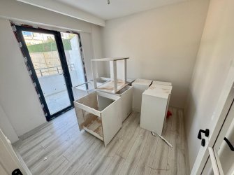 SAMSUN İLKADIM TEPECİK MH. 3+1 120 M2 GİRİŞ KAT EBEVEYN BANYOLU YERDEN ISITMALI OTOPARKLI İÇİ ÖZEL YAPIM YÜKSEK KREDİ İMKANI FIRSAT DAİRE..