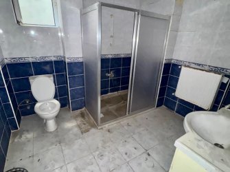 SAMSUN İLKADIM SELAHİYE MH. 3+1 3. KAT 140 M2 DOĞALGAZLI MERKEZİ KONUMDA ARA KAT FIRSAT DAİRE..