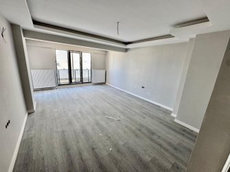 SAMSUN İLKADIM KARASAMSUN MH. 3+1 1.KAT 130 M2 EBEVEYN BANYOLU GİYİNME ODALI SIFIR FIRSAT DAİRE..