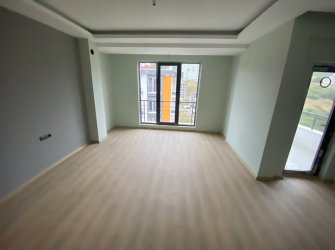 SAMSUN ATAKUM KURUPELİT MH 1+1 5.KAT 55m2 YERDEN ISITMALI ÖZEL YAPIM GENİŞ BALKONLU SIFIR FIRSAT DAİRE