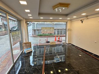 SAMSUN İLKADIM ÇİFTLİK MAH 40m2 İÇİ DIŞI YAPILI 2 BÖLMELİ TUVALET VE MUTFAK MEVCUT KÖŞE DÜKKAN 