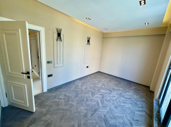 SAMSUN İLKADIM KALKANCI MH 2+1 3. KAT 100 M2 DENİZ MANZARALI MERKEZİ KONUMDA LÜKS DAİRE..