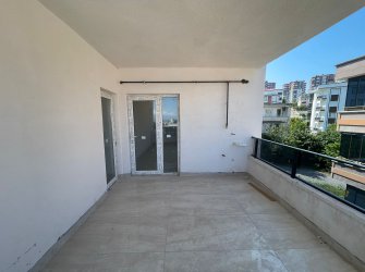 SAMSUN İLKADIM KARASAMSUN MAH. 3+1 180 m2 3.KAT DENİZ MANZARALI DAİRE