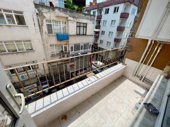 SAMSUN İLKADIM GAZİ CAD. CEPHE 3+1 140 m2 ARA KAT FIRSAT DAİRE