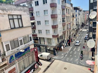 SAMSUN İLKADIM GAZİ CAD. CEPHE 3+1 140 m2 ARA KAT FIRSAT DAİRE