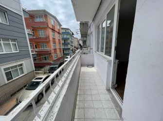 SAMSUN İLKADIM KADİFEKALE MAH. 2+1 1. KAT 80 M2 SALON MUTFAK AYRI FIRSAT DAİRE