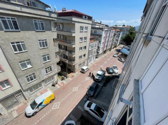 SAMSUN İLKADIM FEVZİÇAKMAK MAH. 2+1 80 M2 4.KAT MERKEZİ KONUMDA DAİRE