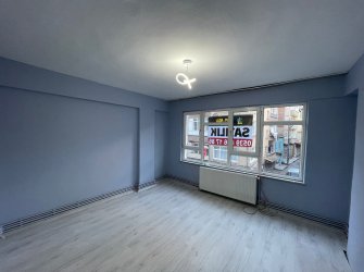SAMSUN İLKADIM UNKAPANI MAH. 2+1 1.KAT İÇİ YAPILI CADDE ÜZERİ FIRSAT DAİRE