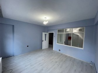 SAMSUN İLKADIM UNKAPANI MAH. 2+1 1.KAT İÇİ YAPILI CADDE ÜZERİ FIRSAT DAİRE