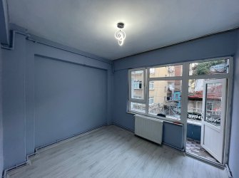 SAMSUN İLKADIM UNKAPANI MAH. 2+1 1.KAT İÇİ YAPILI CADDE ÜZERİ FIRSAT DAİRE