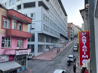 SAMSUN İLKADIM UNKAPANI MAH. 2+1 1.KAT İÇİ YAPILI CADDE ÜZERİ FIRSAT DAİRE