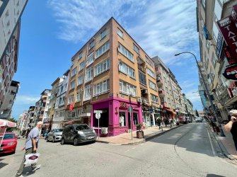 SAMSUN İLKADIM GAZİ CAD. CEPHE 3+1 140 m2 3.KAT FIRSAT DAİRE