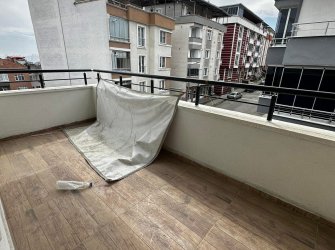 SAMSUN İLKADIM KIŞLA MAH. 3+1 3.KAT 135 m2 YERDEN ISITMALI EBEVEYN BANYOLU FIRSAT DAİRE