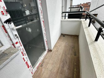 SAMSUN İLKADIM KIŞLA MAH. 3+1 2.KAT 135 m2 YERDEN ISITMALI EBEVEYN BANYOLU FIRSAT DAİRE