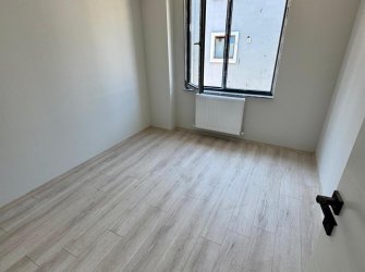 SAMSUN İLKADIM KALKANCI MH. 2+1 3. KAT 85 M2 AMERİKAN MUTFAK BALKONLU OTOPARKLI MÜKEMMEL KONUMDA FIRSAT DAİRE