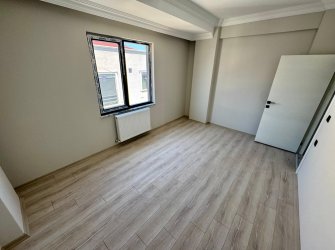 SAMSUN İLKADIM KALKANCI MH. 2+1 3. KAT 85 M2 AMERİKAN MUTFAK BALKONLU OTOPARKLI MÜKEMMEL KONUMDA FIRSAT DAİRE