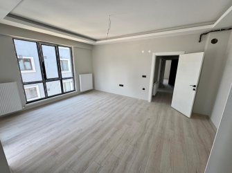 SAMSUN İLKADIM KALKANCI MH. 2+1 3. KAT 85 M2 AMERİKAN MUTFAK BALKONLU OTOPARKLI MÜKEMMEL KONUMDA FIRSAT DAİRE