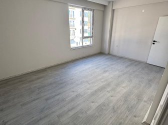    SAMSUN İLKADIM TEPECİK MH. 3+1 2. KAT 130 M2 EBEVEYN BANYOLU BÜYÜK BALKONLU OTOPARKLI KREDİYE UYGUN FIRSAT DAİRE..
