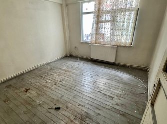 SAMSUN İLKADIM SELAHİYE MH. 3+1 140 M2 Y. GİRİŞ DIŞ CEPHELİ DOĞALGAZLI BALKONLU KİMLERLE MÜSTAKİL BAHÇELİ KREDİYE UYGUN FIRSAT DAİRE..