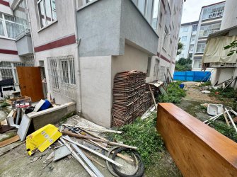 SAMSUN İLKADIM SELAHİYE MH. 3+1 140 M2 Y. GİRİŞ DIŞ CEPHELİ DOĞALGAZLI BALKONLU KİMLERLE MÜSTAKİL BAHÇELİ KREDİYE UYGUN FIRSAT DAİRE..