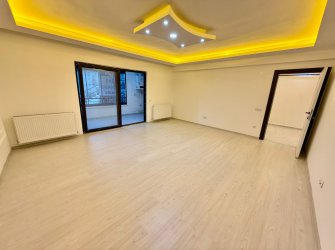 SAMSUN İLKADIM BARUTHANE MH 4+1 160m2 YÜKSEK GİRİŞ KAT AMERİKAN MUTFAK CAM BALKONLU EBEVEYN BANYOLU KOMBİSİ TAKILI SATILIK LÜX FIRSAT DAİRE