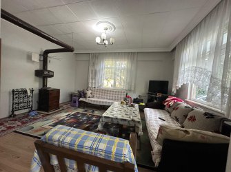 SAMSUN İLKADIM YEŞİLTEPE MAH YOLA CEPHE 2.100m2 TARLA İÇERİSİNDE 2.KATLI İÇİ DIŞI FULL YAPILI FIRSAT YAZLIK  ( TAKASA AÇIKTIR )