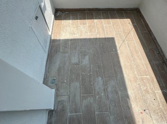 SAMSUN ATAKUM KURUPELİT MAH 1+1 50m2 NET GENİŞ BALKONLU ASANSÖRLÜ ÖZEL YAPIM LÜX SON 4 DAİRE 