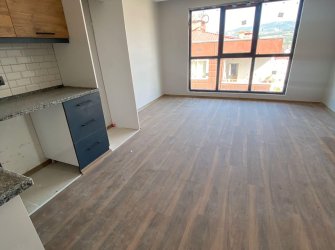 SAMSUN İLKADIM TEPECİK MAH 1+1 55m2 GENİŞ BALKONLU MANZARALI ÖZEL YAPIM OTOPARKLI SON 2 DAİRE 