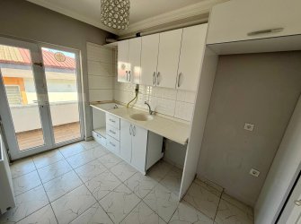 SAMSUN İLKADIM KIŞLA MH 3+1 130M2 4.KAT 3 BALKONLU ASANSÖRLÜ OTOPARKLI KREDİYE UYGUN 5 YILLIK FIRSAT DAİRE