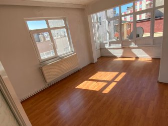 SAMSUN İLKADIM SAİTBEY MH 3.KAT 2+1 DOĞALGAZLI BALKONLU DIŞCEPHELİ KİRALIK DAİRE 