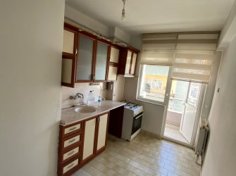 SAMSUN İLKADIM SAİTBEY MH 3.KAT 2+1 DOĞALGAZLI BALKONLU DIŞCEPHELİ KİRALIK DAİRE 