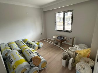 SAMSUN ATAKUM ÇAKIRLAR MAH YÜKSEK GİRİŞ 1+1 GENİŞ BALKONLU 55m2 YERDEN ISITMALI OTOPARKLI LÜX DAİRE 
