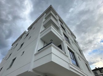 SAMSUN ATAKUM ÇAKIRLAR MAH YÜKSEK GİRİŞ 1+1 GENİŞ BALKONLU 55m2 YERDEN ISITMALI OTOPARKLI LÜX DAİRE 