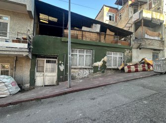 SAMSUN İLKADIM İLYASKÖY MAH 130m2 ARSA İÇERİSİNDE TEK KATLI KOMPLE SATILIK BİNA 