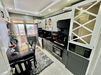 SAMSUN İLKADIM HANÇERLİ MH 3+1 130m2 6.KAT İÇİ LÜX YAPILI MASRAFSIZ DENİZ MANZARALI ASANSÖRLÜ DIŞ CEPHELİ KREDİYE UYGUN FIRSAT DAİRE
