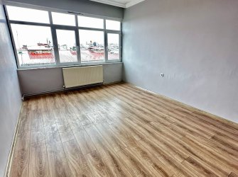 SAMSUN İLKADIM KADIKÖY MAH. 2+1 100 M2 3. KAT DIŞ CEPHELİ AÇIK OTOPARKLI MERKEZİ KONUMDA MASRAFSIZ FIRSAT DAİRE