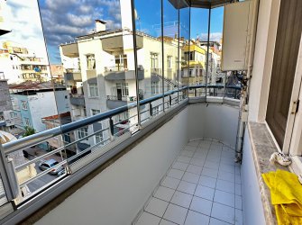SAMSUN İLKADIM YENİDOĞAN MH 2+1 4.KAT 90m2 KÖŞE BAŞI DIŞCEPHELİ CAM BALKONLU İÇİ MASRAFSIZ HASTAHANELER BÖLGESİNDE FIRSAT DAİRE