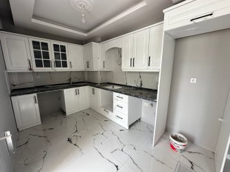 SAMSUN İLKADIM KIŞLA MH 2+1 90m2 1.KAT OTOPARKLI DOĞALGAZLI BALKONLU KİRALIK DAİRE