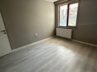 SAMSUN İLKADIM KIŞLA MH 2+1 90m2 1.KAT OTOPARKLI DOĞALGAZLI BALKONLU KİRALIK DAİRE