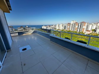 SAMSUN İLADIM KALKANCI 3+1 8-9 KAT 265m2 GENİŞ TERASLI 2 BALKONLU PANIRAMİK DENİZ VE DOĞA MANZARALI KİLERLİ 10 YILLIK MÜKEMMEL KONUMDA DUBLEX DAİRE 
