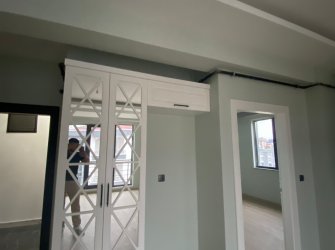 SAMSUN ATAKUM KURUPELİT MH 1+1 5.KAT 55m2 YERDEN ISITMALI ÖZEL YAPIM GENİŞ BALKONLU SIFIR FIRSAT DAİRE 