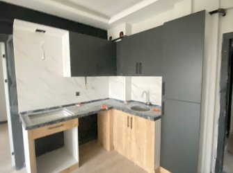 SAMSUN ATAKUM KURUPELİT MH 1+1 1.KAT GENİŞ BALKONLU YERDEN ISITMALI SIFIR FIRSAT DAİRE 