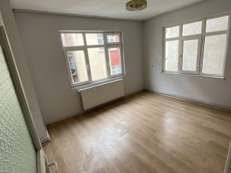 SAMSUN İLKADIM SAİTBEY MH 3.KAT ARAKAT 90m2 2+1 KREDİYE UYGUN DOĞALGAZLI KUPON DAİRE 