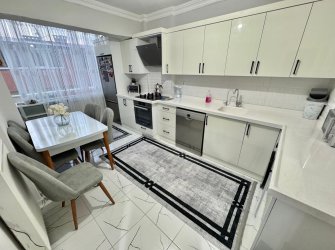 SAMSUN İLKADIM YENİDOĞAN MAH 2+1 3. KAT 100 M2 ASANSÖRLÜ DIŞCEPHELİ CADDE ÜZERİNDE MASRAFSIZ FIRSAT DAİRE  