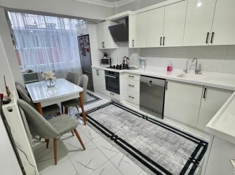 SAMSUN İLKADIM YENİDOĞAN MAH 2+1 3. KAT 100 M2 ASANSÖRLÜ DIŞCEPHELİ CADDE ÜZERİNDE MASRAFSIZ FIRSAT DAİRE  